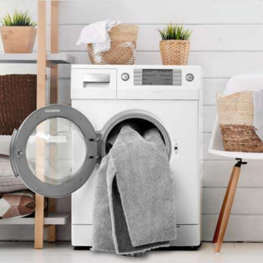 Lavável em máquina de lavar e resistente à secadora