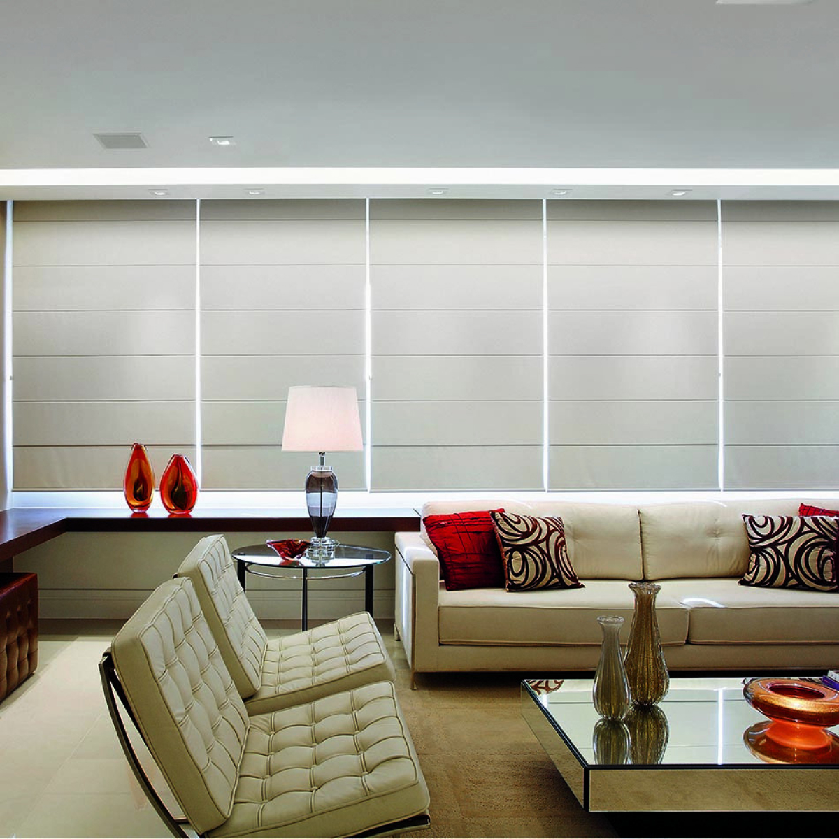 Persiana Hunter Douglas Romanas